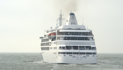 Silver Cloud leaving the port bound for Amsterdam.