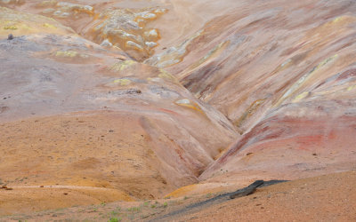 colours of hverir