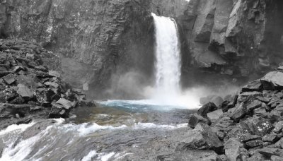oxi pass waterfall