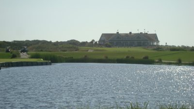 17th 182 par 3.JPG