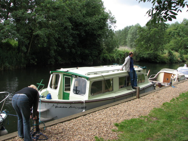 Yorkshire Lass at Geldeston - August 2010