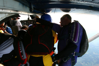Dave's AFF Skydive 037.JPG