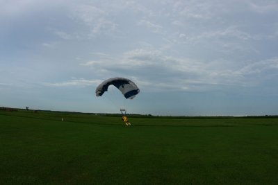 Dave's AFF Skydive 083.JPG