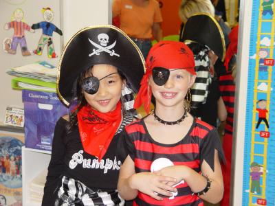 Halloween-Pirates1.JPG