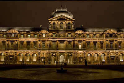 Le Louvres museum at Paris