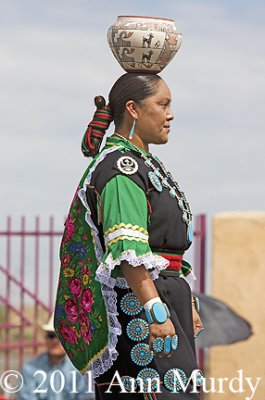 Zuni Olla Maiden