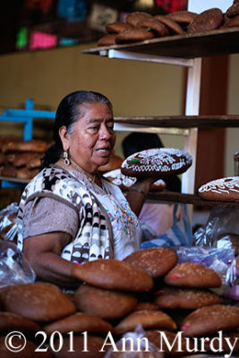 Selling pan in Tlacolula Market