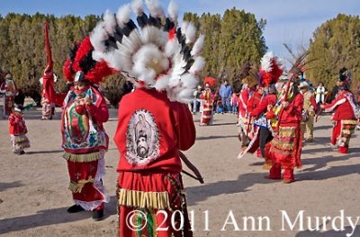 Chichimecas dancing