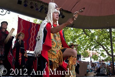 Git Hoan Native Dancers