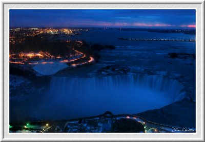 Dawn in Niagara Falls