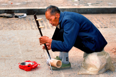 Traditional musician in Yangshou