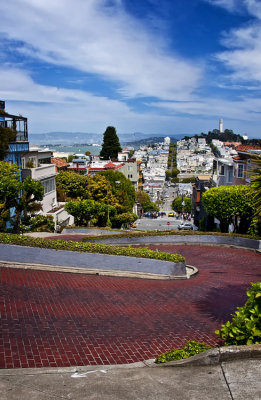 Crooked Street 01.jpg