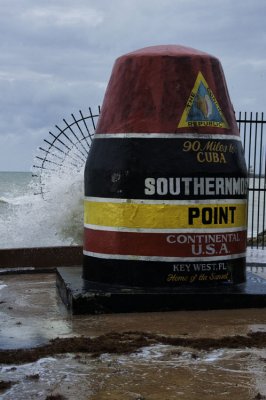 Key West Southernmost Point 02.jpg