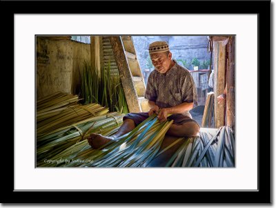 Making of Ketupat Shell