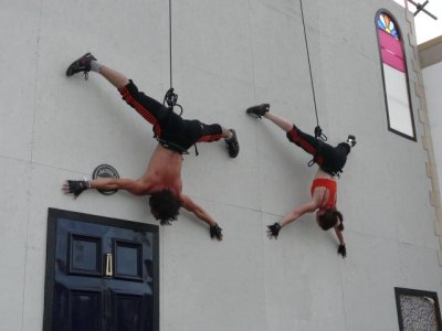 Vertical acrobats