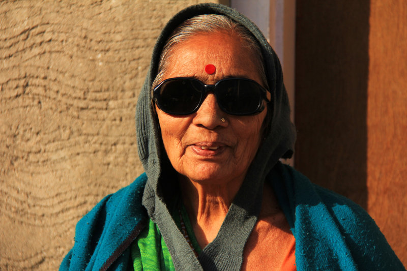 Patan woman 02.jpg