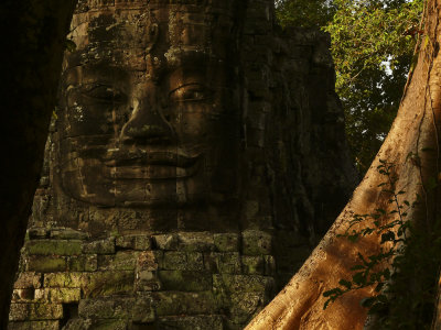 Face Angkor Thom.jpg