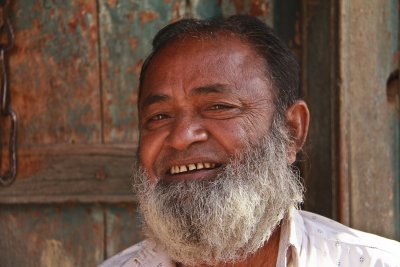 Palanpur man with beard.jpg