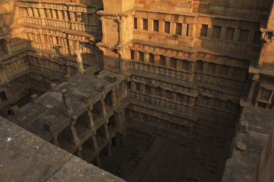 Patan step well 09.jpg