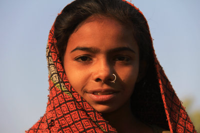 Patan girl in shawl.jpg