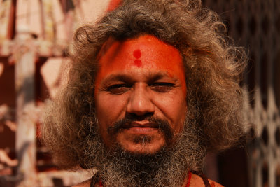 Ahmedabad temple priest 01.jpg