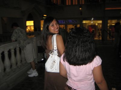 VEGAS 058 (Large).jpg