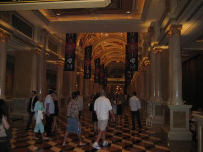 VEGAS 059 (Large).jpg