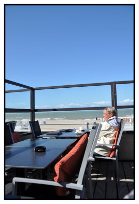RHAAAA , UNE TERRASSE MDR ! 