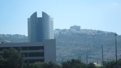 Driving from Tel Aviv to Haifa-our hosts' daughter Yael works at big hospital on hill