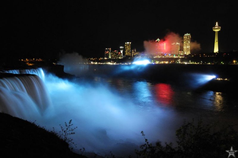 Niagara Falls at Night