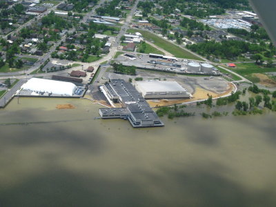 Paducah downtown-Covention Center-Expo Center - Taken by George Cumbee