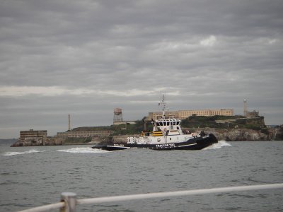 Delta Linda Tractor Tug @ Alcatraz. 107
