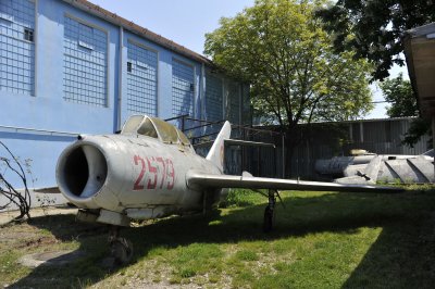 MIG 15