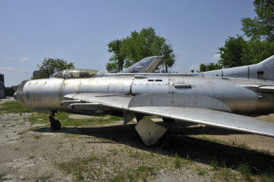 MIG 21