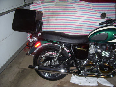 Triumph-Luggage-Rack-16w.jpg