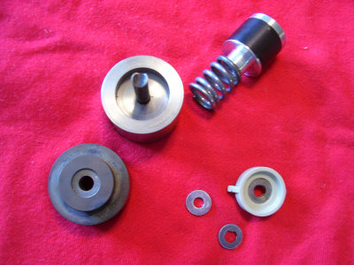 Tone-Knob-D-Washer-Punch--Die-02.jpg