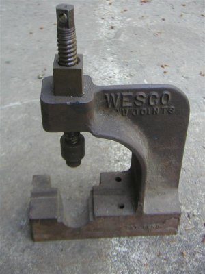 Wesco-U-joint-Press-03.jpg