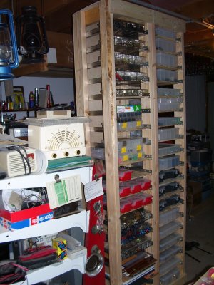 Parts-box-storage-shelves--02w.jpg