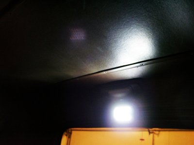 HV-24-LED-Flashlight-07w.jpg
