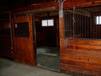 Stalls-inside-03w.jpg