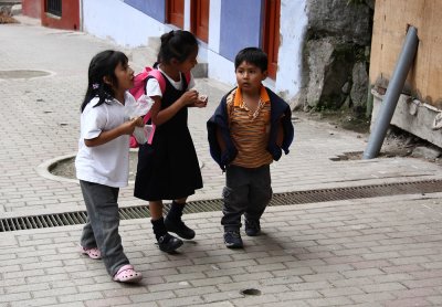 Children - Aguas Calientes - Peru (IMG_3041ok.jpg)