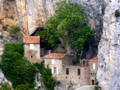 Klasztor w polowie kanionu de Galamus / Gorges de Galamus