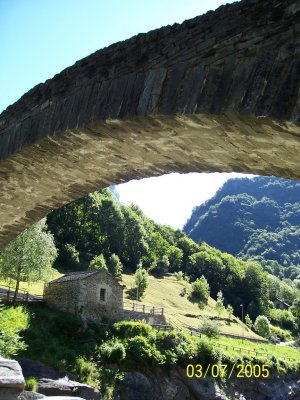 Lavertezzo bridge