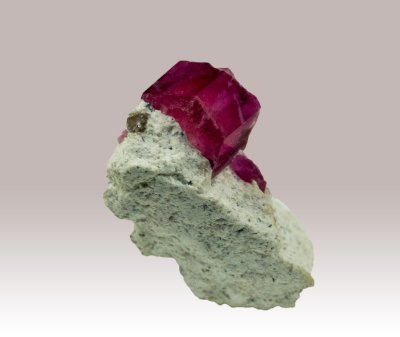 Red Beryl, Violet Claims, Utah