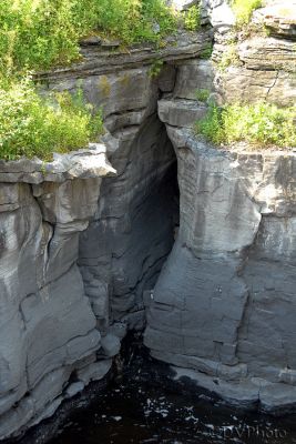 CoopersCave.jpg