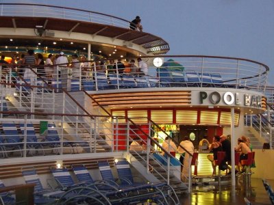 Pool Bar