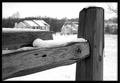 B&W_FencePost_0276.jpg