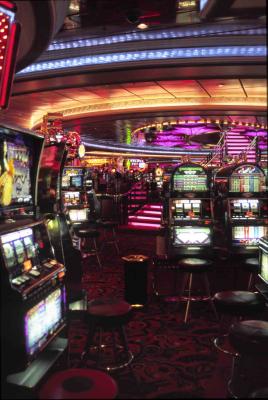g4/88/611588/3/59586849.TheCasinoofExplorerSeas.jpg