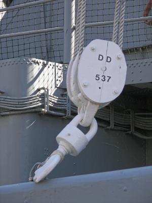 USS THE SULLIVANS (DD-537)