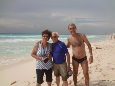 Praia em Frente ao Hotel Flamingo Cancun